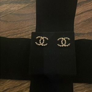 AUTHENTIC CHANEL EARRINGS